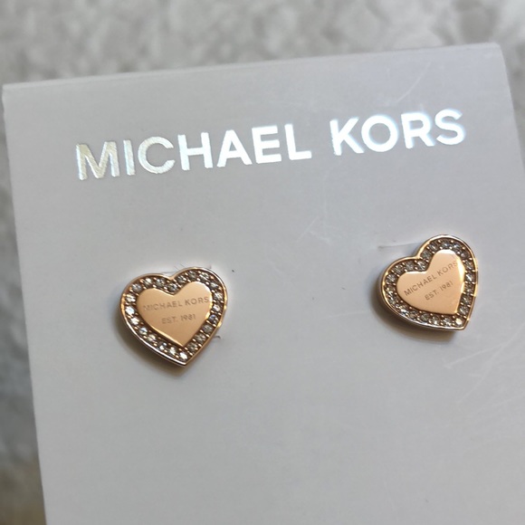 Michael Kors Rose Gold Plated Stainless Steel Crystal Heart Stud Earrings NWT - Picture 2 of 16
